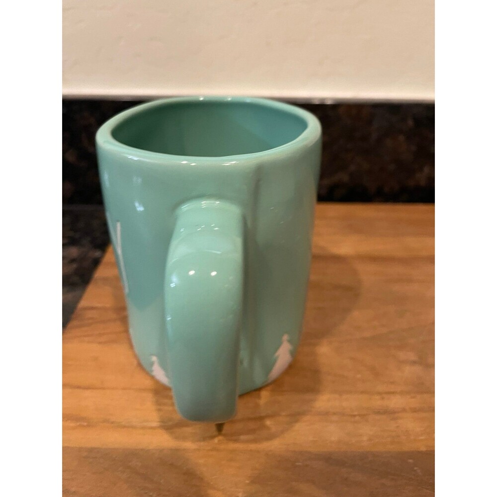 Rae Dunn “merry” Christmas mug - Picture 4 of 9